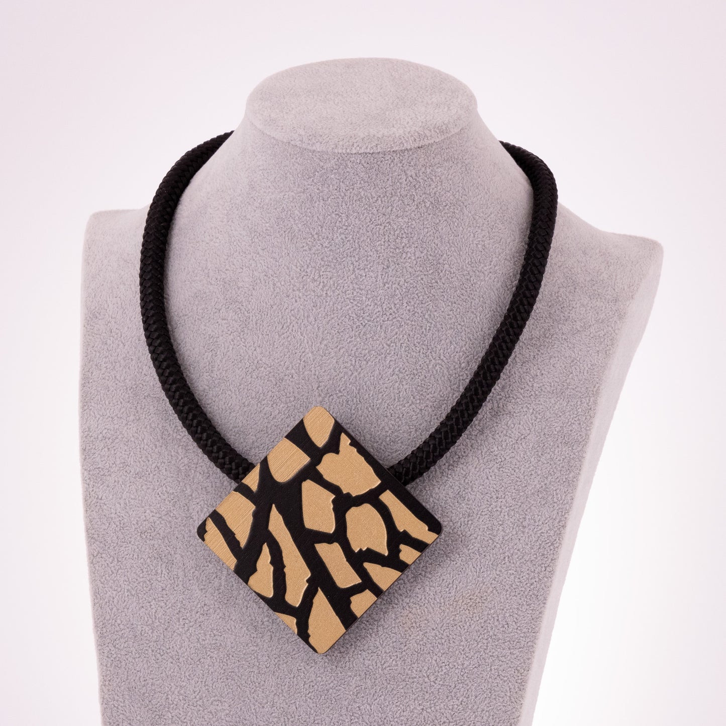 Collana Tiger Quadrato Oro